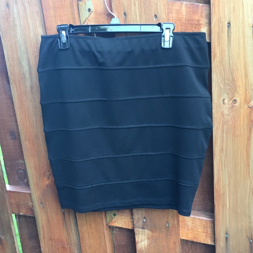 Forever 21 - 1X skirt